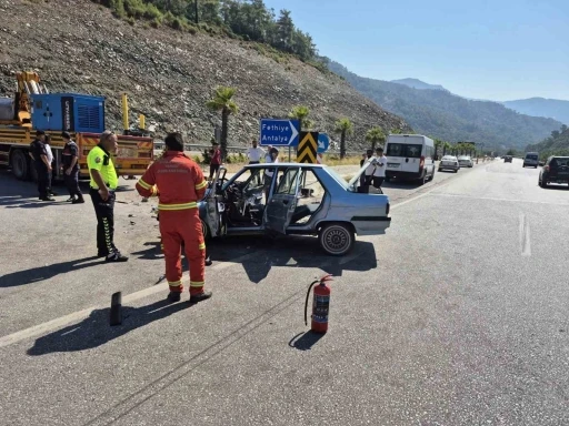 G&ouml;cek T&uuml;neli &ccedil;ıkışında sıkışmalı trafik kazası