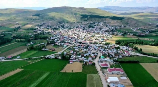 G&ouml;k&ccedil;edere beldesi doğal gaza kavuşuyor
