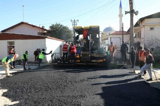 G&ouml;kova mahallesinin yolları yenileniyor
