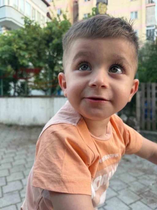 Göktürk bebek kendisine uzanacak yardım elini bekliyor
