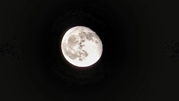 Gökyüzünde “Süper Ay” şöleni
