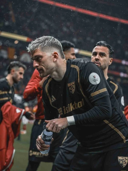 Gol ortalaması en d&uuml;ş&uuml;k takım Kayserispor
