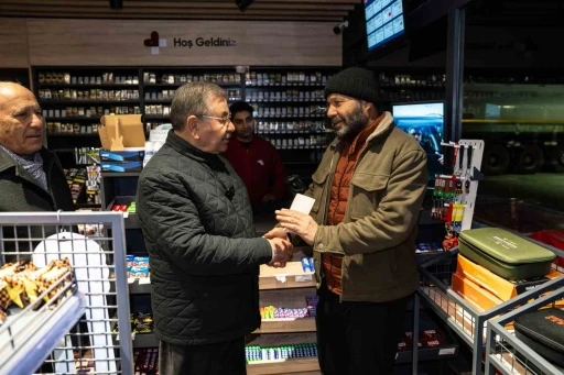 G&ouml;lbaşı Belediyesi&rsquo;nden vatandaşlara sahurluk ikramı
