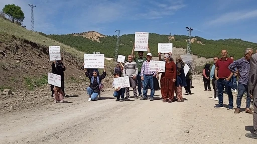 Gölbaşı’nda köylülerden hayvan barınağı tepkisi: &quot;Gölbaşı Belediye Başkanı çok istiyorsa kendi köyüne barınak yapsın&quot;
