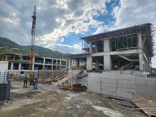 Gölcük’te eğitim yatırımları bir bir tamamlanıyor
