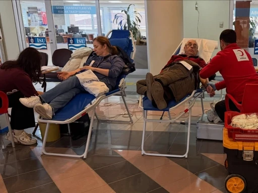 Gölcük’te kan bağışı etkinliği
