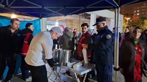 Gölcük’ten İstanbul’a yardım eli
