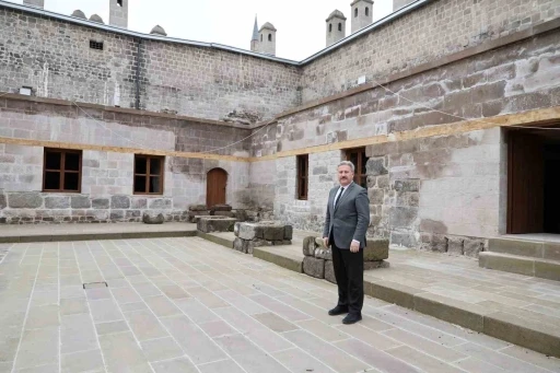 G&ouml;n Han&rsquo;da yaz ayları k&uuml;lt&uuml;r ve sanatla bir başka olacak
