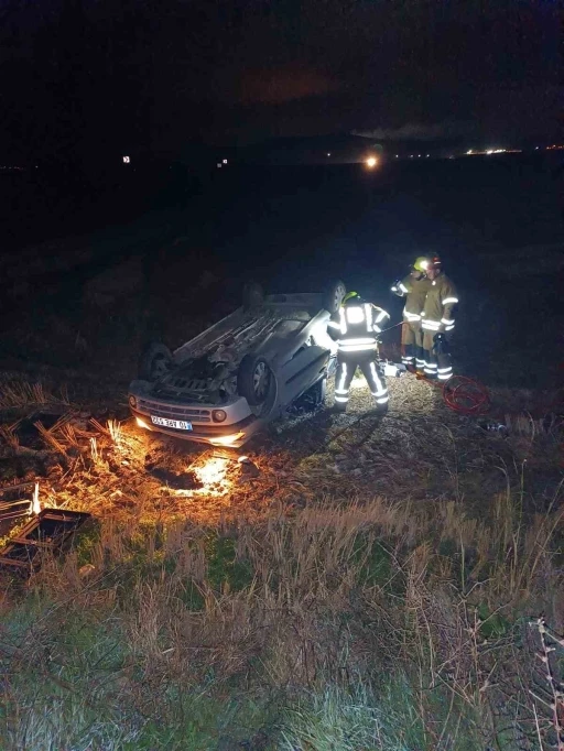 Gönen-Bandırma karayolunda tek taraflı kaza: 1 kişi yaralı
