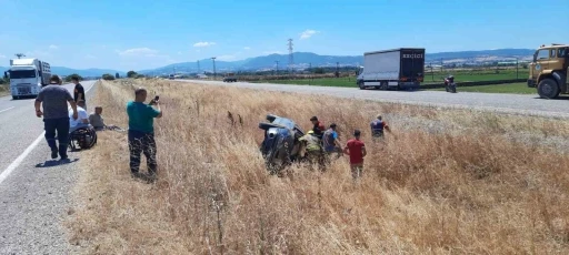 G&ouml;nen&rsquo;de kontrolden &ccedil;ıkan otomobil ref&uuml;je devrildi
