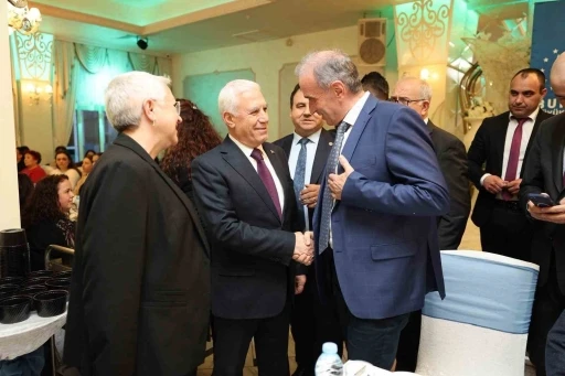 G&ouml;n&uuml;l coğrafyasında Ramazan coşkusu
