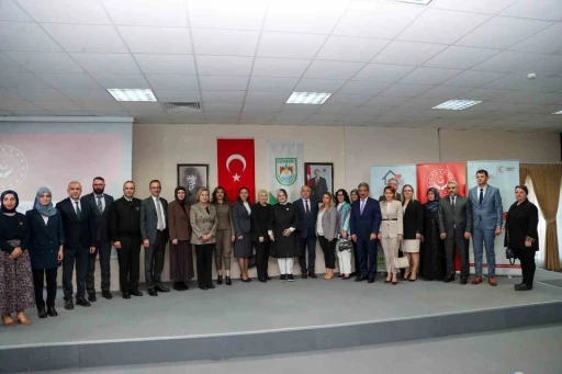 G&ouml;n&uuml;l el&ccedil;ileri İznik ve Mudanya&rsquo;da buluştu
