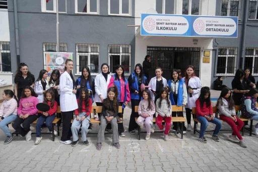’Gönüllü Makas’ Projesiyle çocukların yüzü güldü
