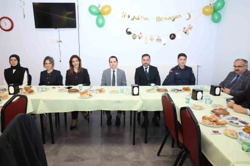 G&ouml;rdes Huzurevi sakinleri iftar sofrasında buluştu
