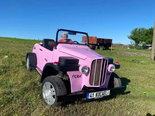 Gören bir daha bakıyor: Çapa makinesi motoruyla 15 günde klasik otomobil yaptı
