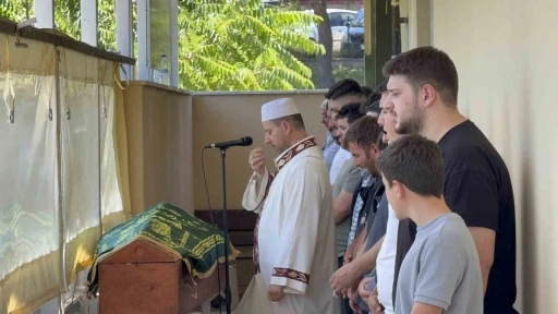 Görme engelli karısı tarafından öldürülen adam defnedildi
