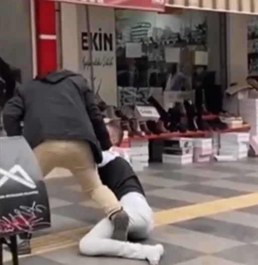 Gözaltına alınmak istenilen firari kelepçeli halde kaçtı, polis yakaladı
