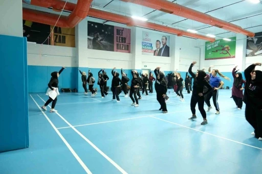 GSB Yaz Spor Okulları&rsquo;na Demirkent&rsquo;te bin 516 sporcu katılıyor

