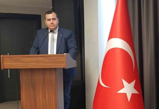 Güleç; &quot;Öğretmenlerimiz umutsuz, öğretmenlerimiz yorgun&quot;
