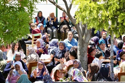 G&uuml;ll&uuml;ce K&ouml;y&uuml;&rsquo;nde geleneksel yağmur duası yapıldı
