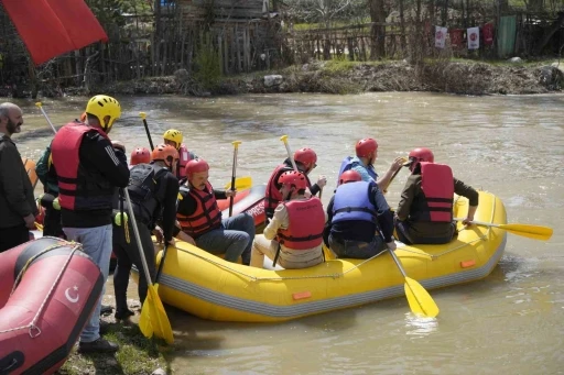 G&uuml;m&uuml;şhane&rsquo;de Kelkit &Ccedil;ayı&rsquo;nda rafting heyecanı
