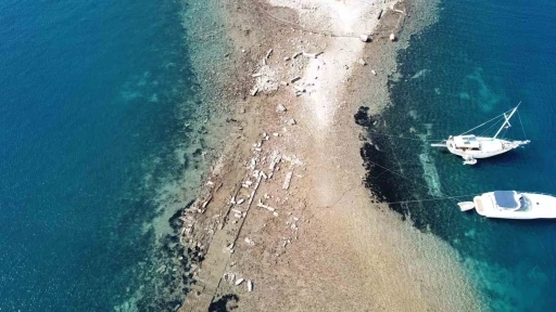 SULAR &Ccedil;EKİLDİ, 3 BİN 500 YILLIK KRAL YOLU ORTAYA &Ccedil;IKTI