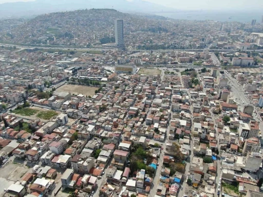 Güney Mahallesi sakinlerinden Konak Belediyesine ’parselasyon’ tepkisi
