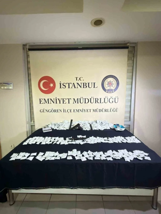 G&uuml;ng&ouml;ren&rsquo;de işyerine uyuşturucu operasyonu: 1 g&ouml;zaltı
