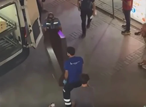 Kayıp Kadın Apartmanın Boşluğunda Ölü Bulundu