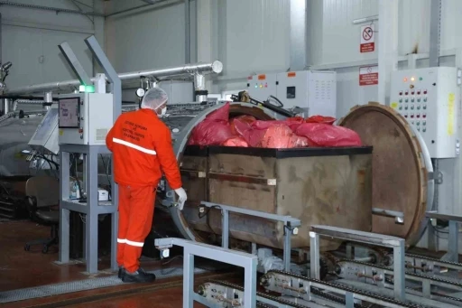 Günlük 10 ton atık bu tesiste bertaraf ediliyor
