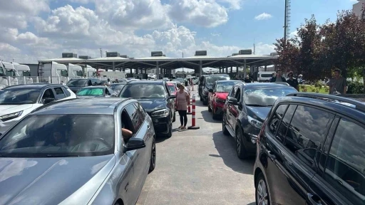 Gurbetçiler: &quot;Gurbet kolay değil, herkes hesabını yapmalı&quot;
