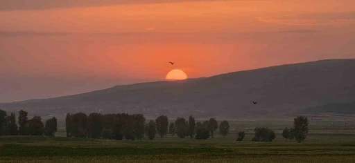 G&uuml;roymak&rsquo;ta g&uuml;n batımı g&ouml;rsel ş&ouml;len sundu
