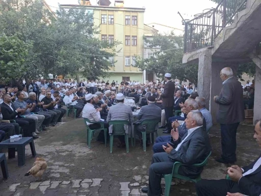 G&uuml;roymak&rsquo;ta iki aile arasındaki husumet barışla sonu&ccedil;landı
