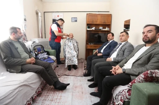 G&uuml;rsu&rsquo;da &ccedil;ocuklara destek, b&uuml;y&uuml;klere vefa
