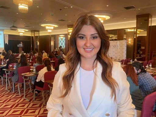 Güzellik uzmanından kadınlara yaz önerileri
