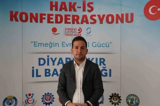 HAK-İŞ Konfederasyonu Diyarbakır İl Başkanı Aküzüm, 1 Mayıs’ı kutladı
