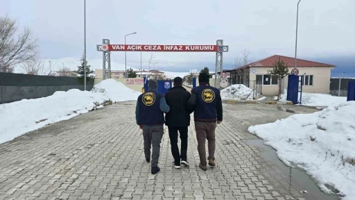 Hakkari&rsquo;de 8 yıl hapis cezası bulunan şahıs yakalandı
