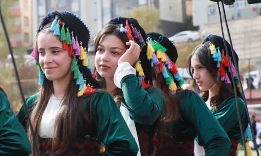Hakkari’de Cumhuriyet Bayramı coşkusu