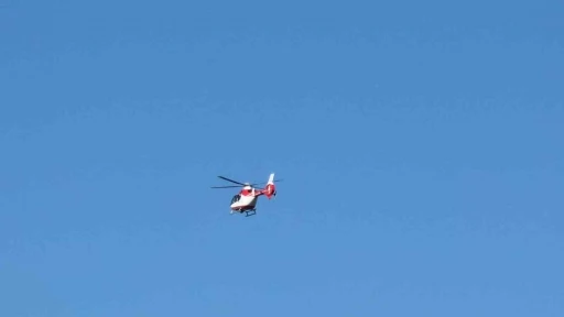 Hakkari&rsquo;de ent&uuml;be bebek helikopter ambulansla Van&rsquo;a sevk edildi
