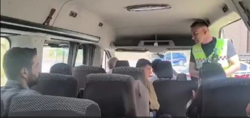 Hakkari’de yolcu kılığında seyahat eden jandarma sürücüyü af etmedi

