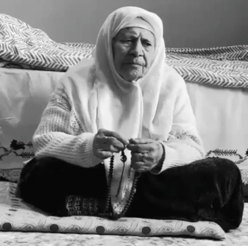 Hakkari’nin asırlık çınarı 115 yaşındaki Fatma nine hayatını kaybetti
