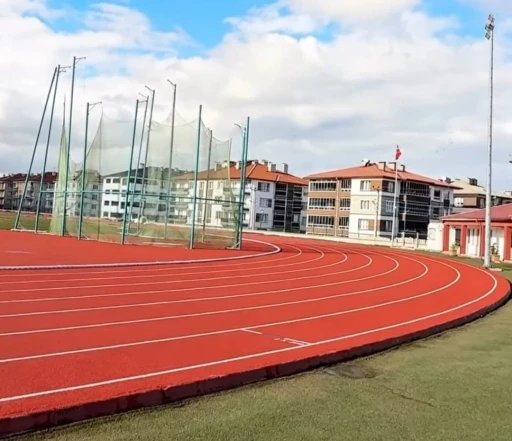 Halil Akkaş Atletizm Stadı yenilenen yüzüyle hizmete açılıyor

