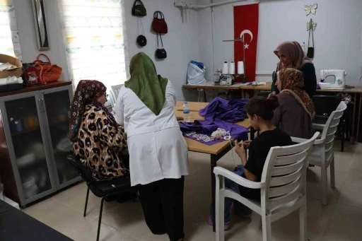 Haliliye&rsquo;de kadınlara meslek ve eğitim desteği
