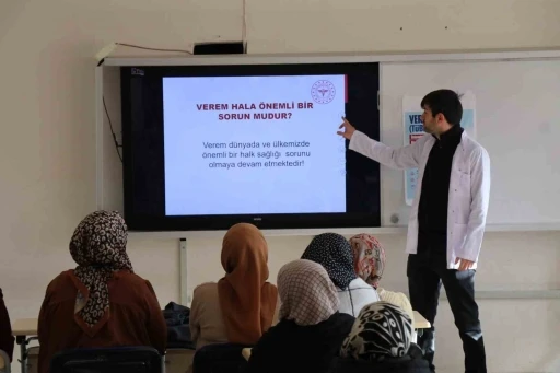 Halk Eğitim Merkezi kursiyerlerine verem eğitimi
