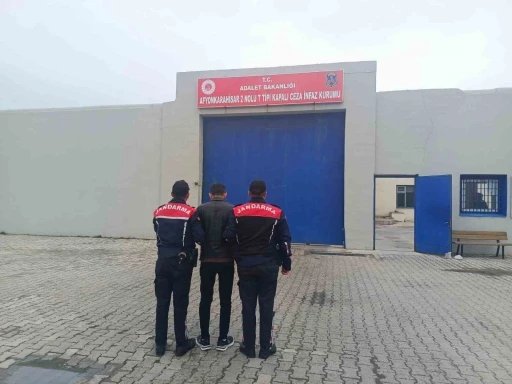 Hapis cezasıyla aranan şahsı jandarma yakaladı
