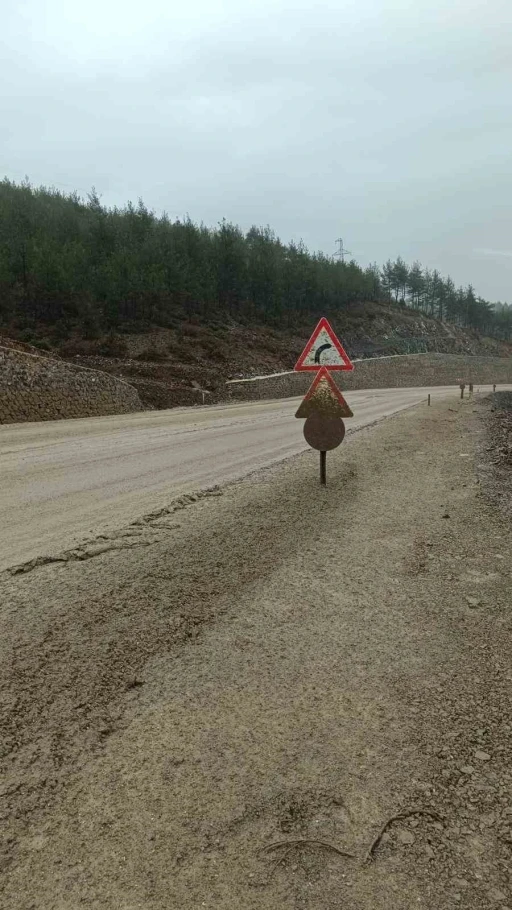 Harmancık yolunun bitmeyen &ccedil;ilesi
