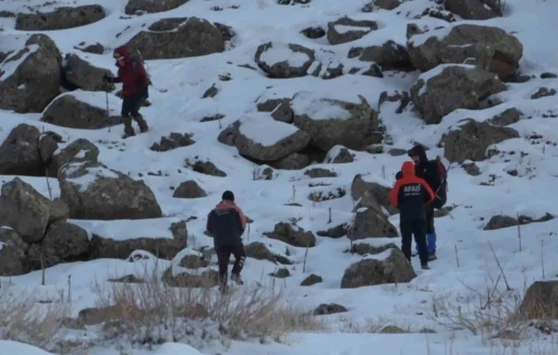 Hasan Dağı’na tırmanan 2 üniversite öğrencisi dağda mahsur kaldı
