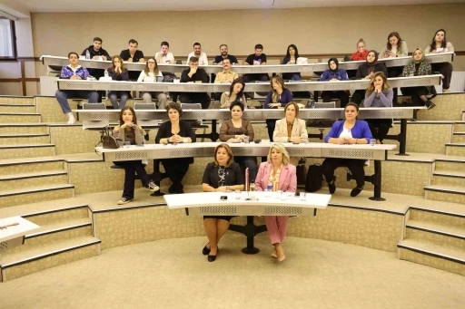 Hasan Kalyoncu Üniversitesi’nde GİKAD Üyelerine Yönelik &quot;Eğiticinin Eğitimi&quot; programı gerçekleştirildi
