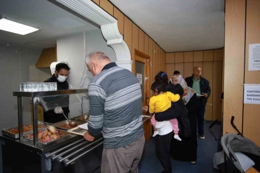 Hasta ve yakınlarına ücretsiz konaklama desteği
