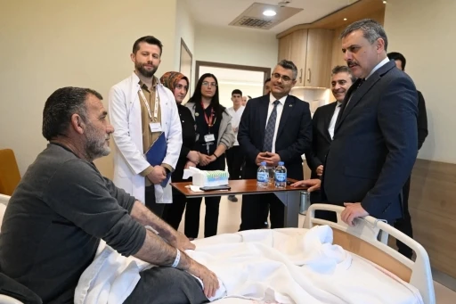 Hastalara moral ziyareti
